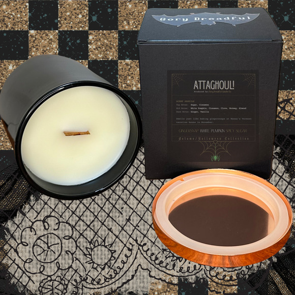 Attaghoul! Crackling Wooden Wick Candle: Gingersnap White Pumpkin Spicy Sugar - Picture 3 of 10